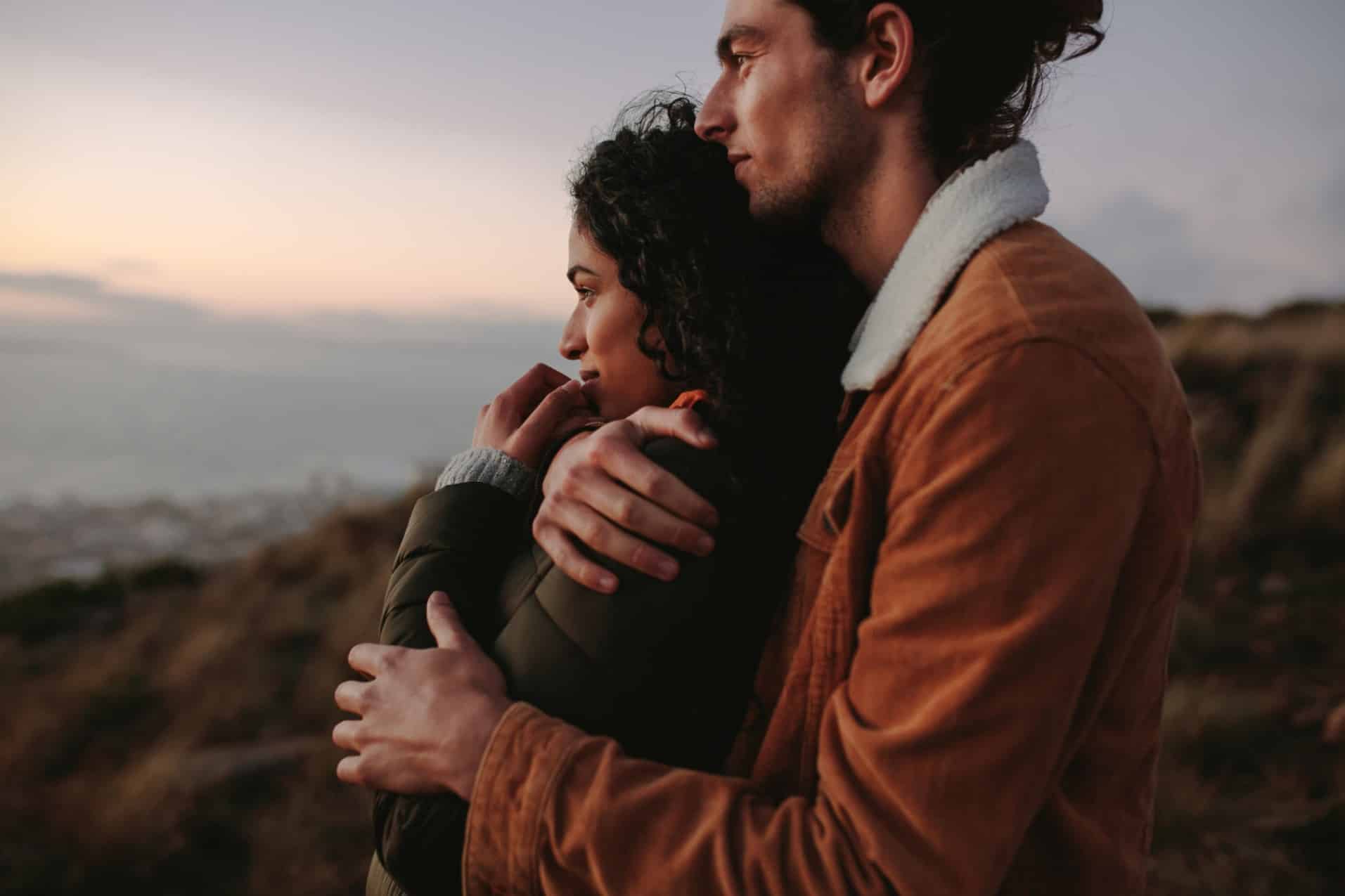 5 Signs Of A Slow Burn Relationship